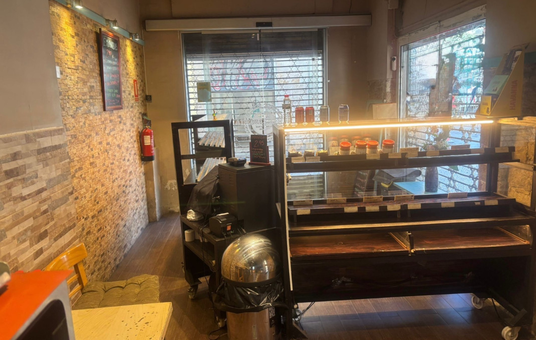 Traspaso - Take Away -
Barcelona - Gràcia