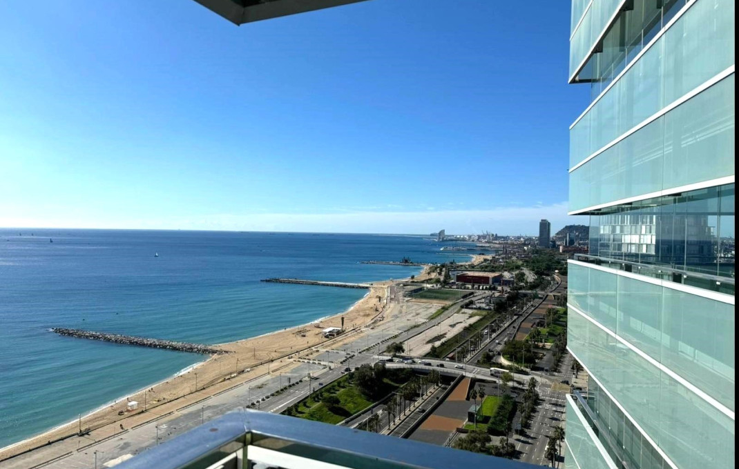 Venta - Piso -
Barcelona - Sant Martí