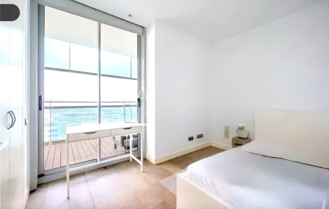 Venta - Piso -
Barcelona - Sant Martí