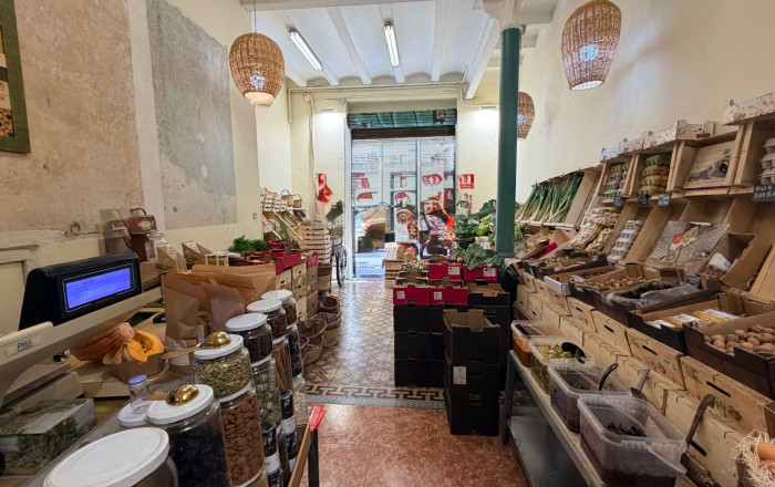 Traspaso - Frutería -
Barcelona - Gràcia