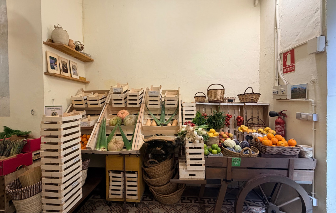 Traspaso - Frutería -
Barcelona - Gràcia
