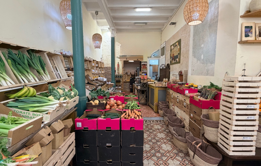 Traspaso - Frutería -
Barcelona - Gràcia