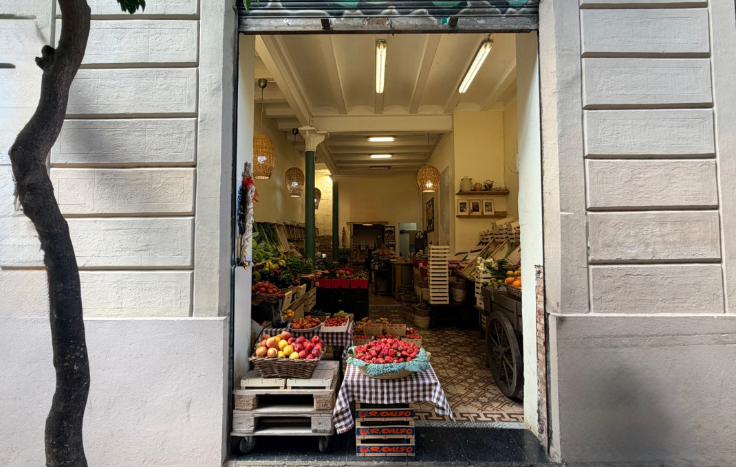 Traspaso - Frutería -
Barcelona - Gràcia