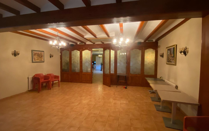 Venta - Bar Restaurante -
Tordera
