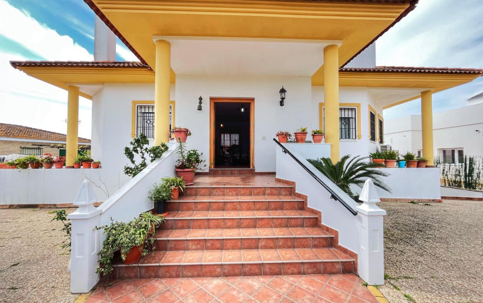 Venta - Casa -
Huelva - Lepe