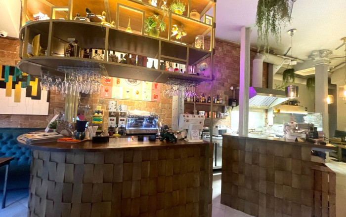Traspaso - Bar Restaurante -
Barcelona - Eixample Derecho