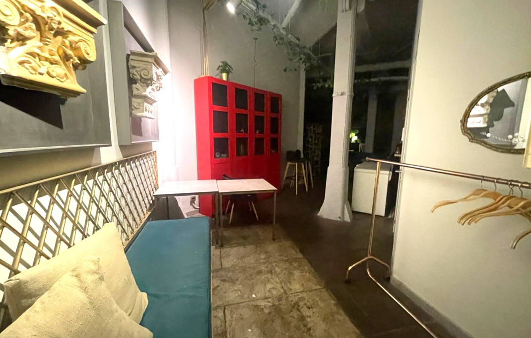Traspaso - Bar Restaurante -
Barcelona - Eixample Derecho