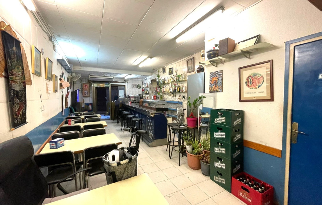 Transfert - Bar Restaurante -
Barcelona - Borne-centro
