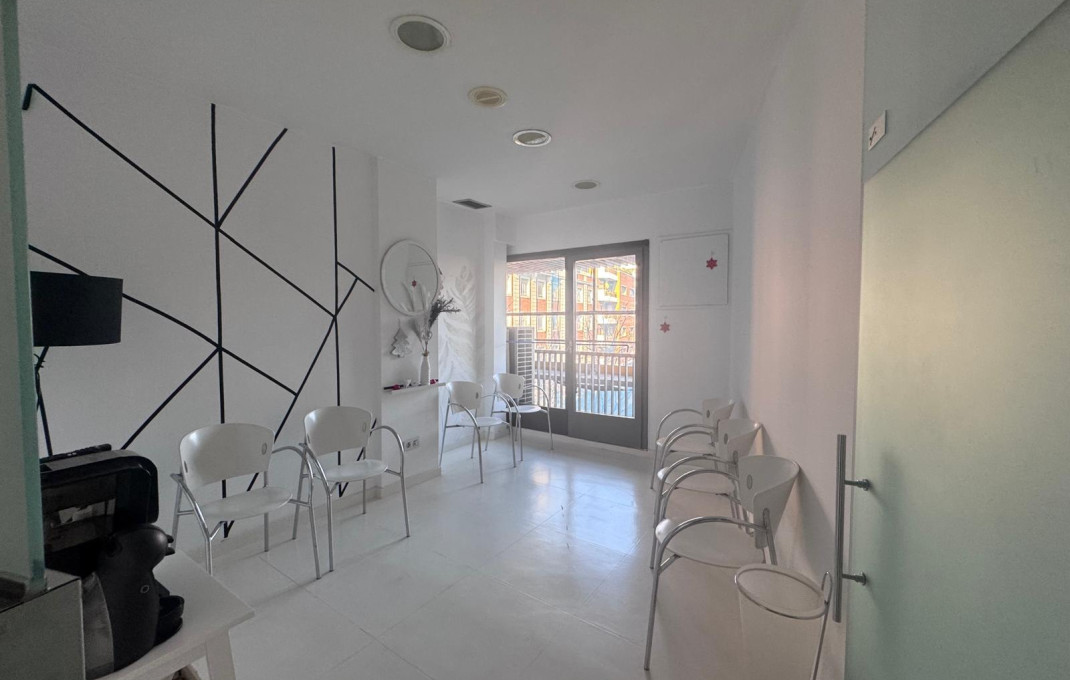 Traspaso - Clinica -
Barcelona - Sarria-Sant Gervasi