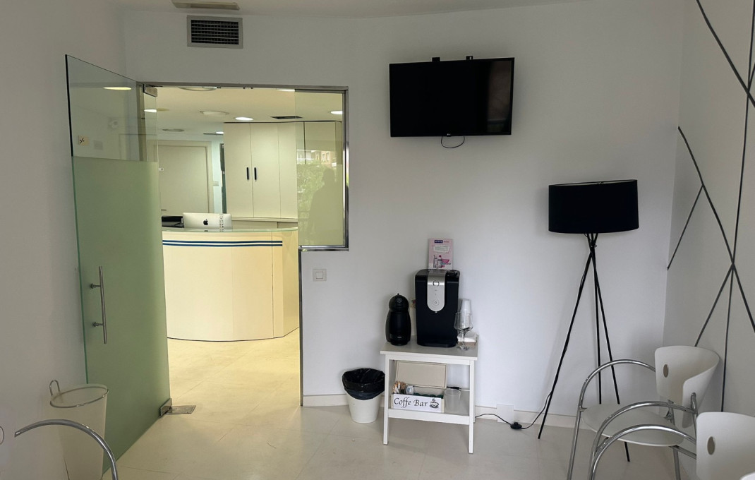 Traspaso - Clinica -
Barcelona - Sarria-Sant Gervasi
