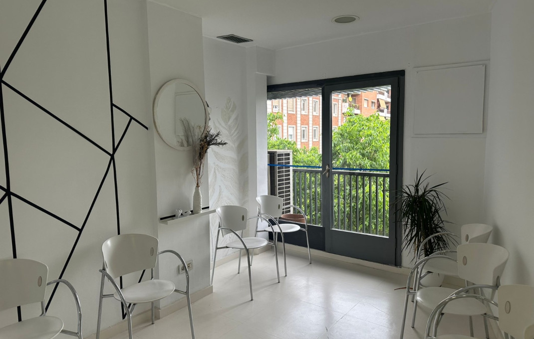 Traspaso - Clinica -
Barcelona - Sarria-Sant Gervasi