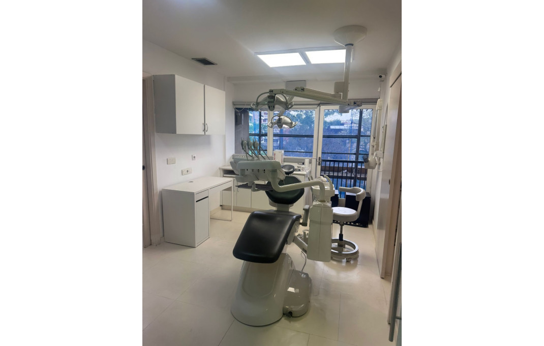 Traspaso - Clinica -
Barcelona - Sarria-Sant Gervasi