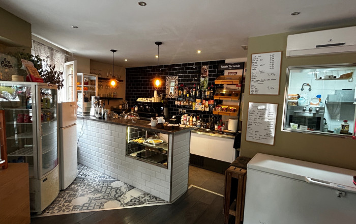 Traspaso - Bar-Cafeteria -
L'Hospitalet de Llobregat