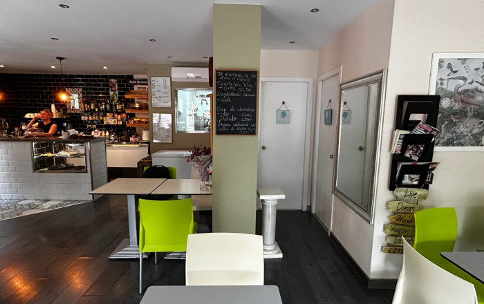 Traspaso - Bar-Cafeteria -
L'Hospitalet de Llobregat
