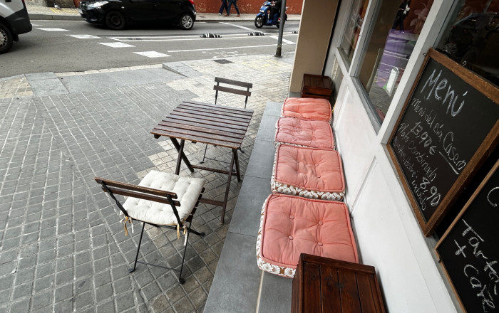 Traspaso - Bar-Cafeteria -
L'Hospitalet de Llobregat