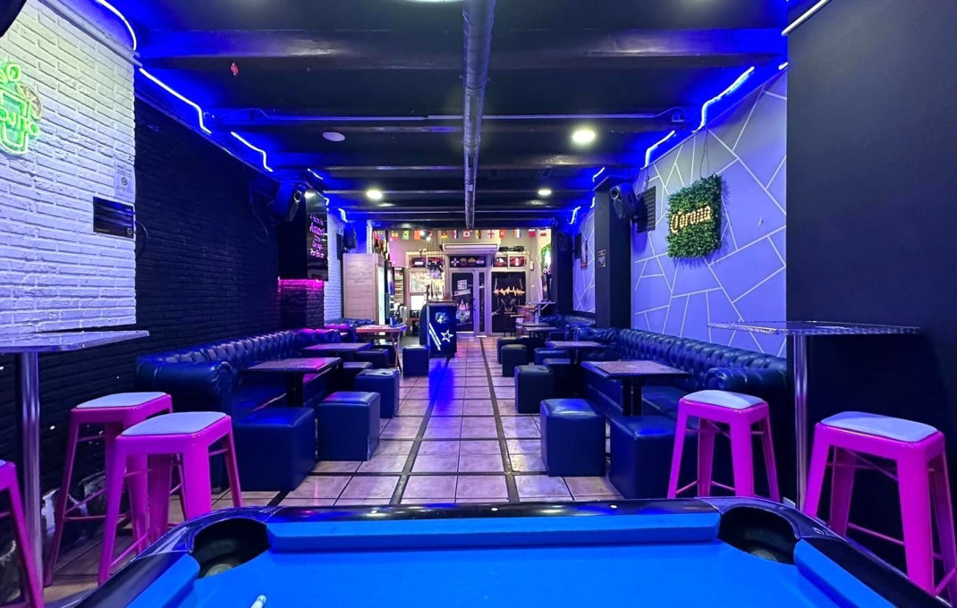 Transfert - Bar Restaurante -
Barcelona - Santa Coloma De Gramanet