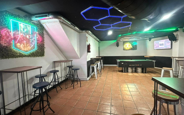 Traspaso - Bar Copas Musical -
Santa Coloma de Gramenet