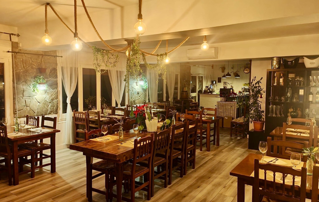 Traspaso - Restaurante -
La Palma de Cervelló
