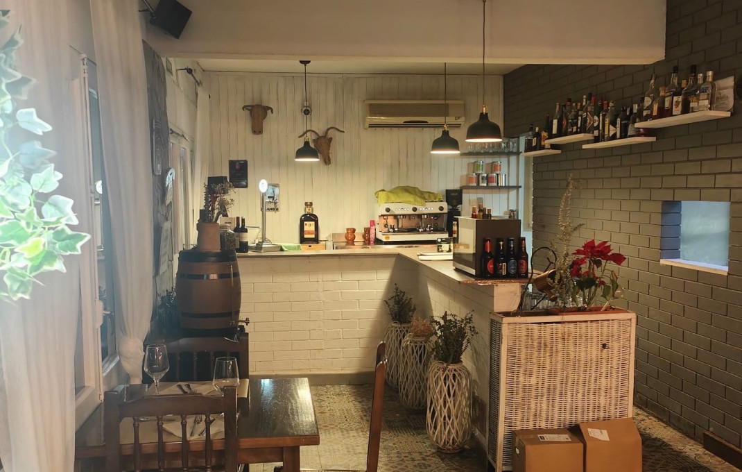 Traspaso - Restaurante -
La Palma de Cervelló