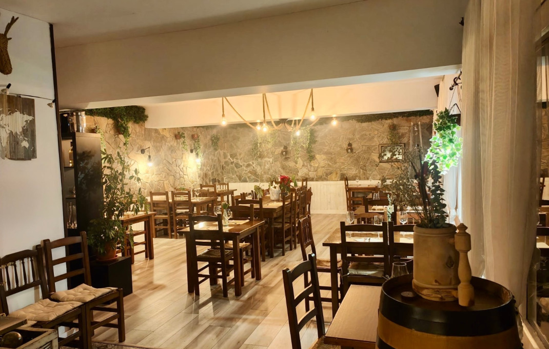 Traspaso - Restaurante -
La Palma de Cervelló
