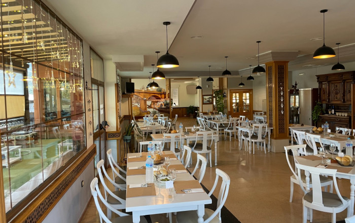 Venta - Hotel 2 Estrellas -
Jaén  - Jaén