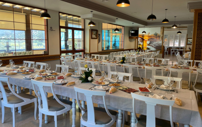 Venta - Hotel 2 Estrellas -
Jaén  - Jaén