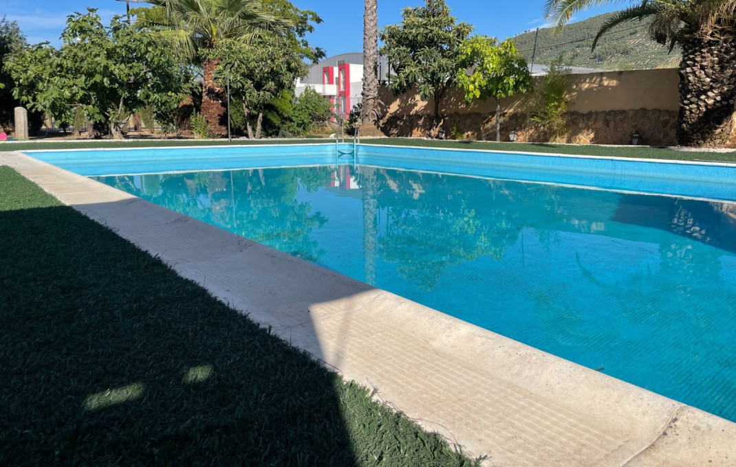 Venta - Hotel 2 Estrellas -
Jaén  - Jaén