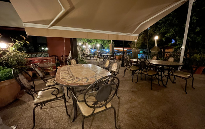 Venta - Hotel 2 Estrellas -
Jaén  - Jaén
