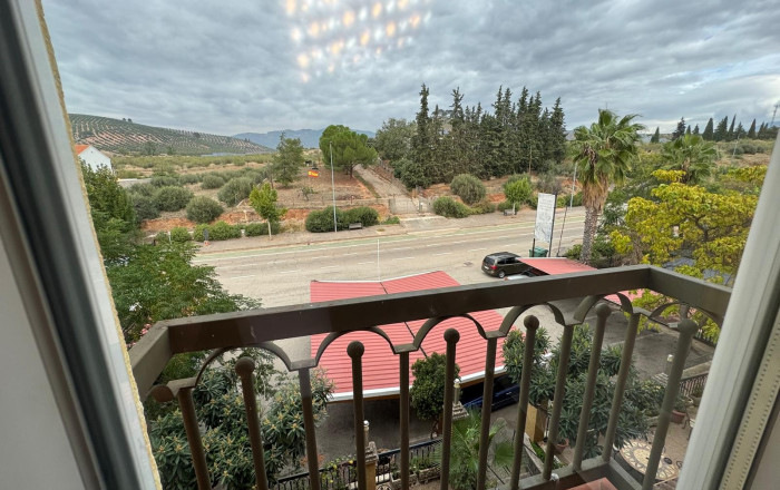 Venta - Hotel 2 Estrellas -
Jaén  - Jaén