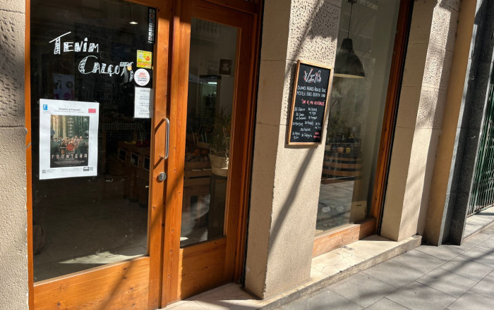 Transfert - magasin d'alimentation -
Barcelona - Clot