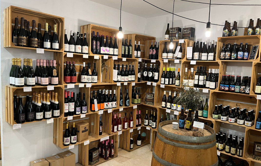 Transfert - magasin d'alimentation -
Barcelona - Clot