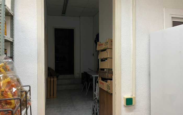 Transfert - magasin d'alimentation -
Barcelona - Clot