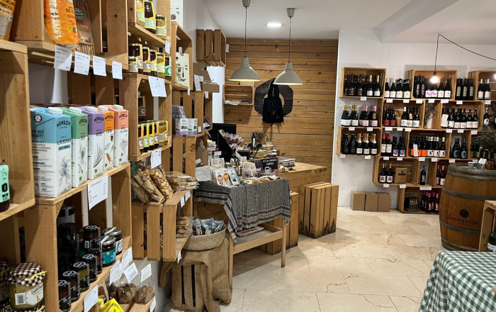 Transfert - magasin d'alimentation -
Barcelona - Clot