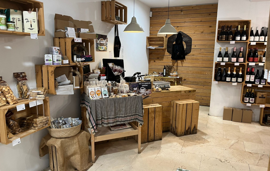 Transfert - magasin d'alimentation -
Barcelona - Clot