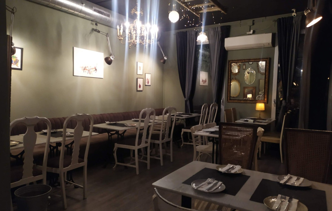 Transfert - Bar Restaurante -
Barcelona - Sant Antoni