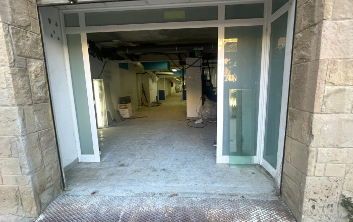 Location longue durée - Local comercial -
Barcelona - Sant Martí