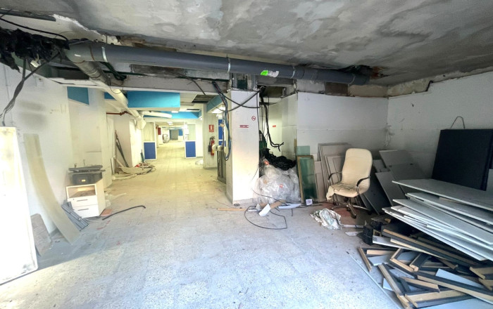 Location longue durée - Local comercial -
Barcelona - Sant Martí
