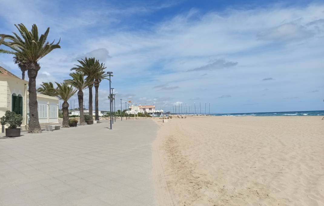 Transfer - Bar Restaurante -
Tarragona - Torredembarra