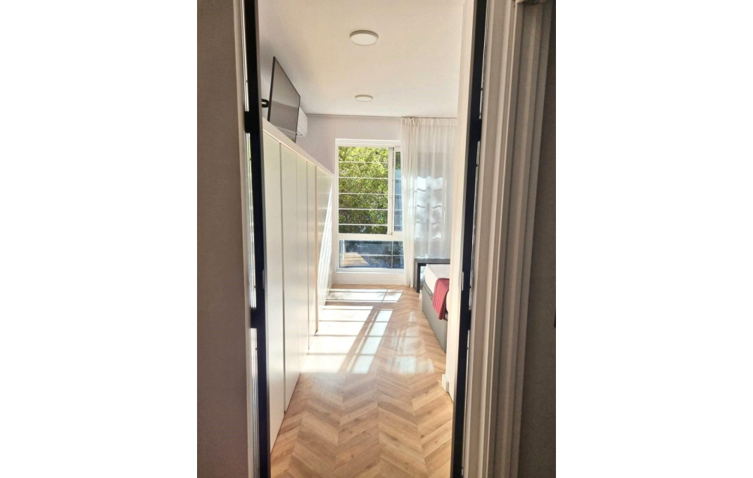 Revente - Des bureaux -
Barcelona - Sagrada familia