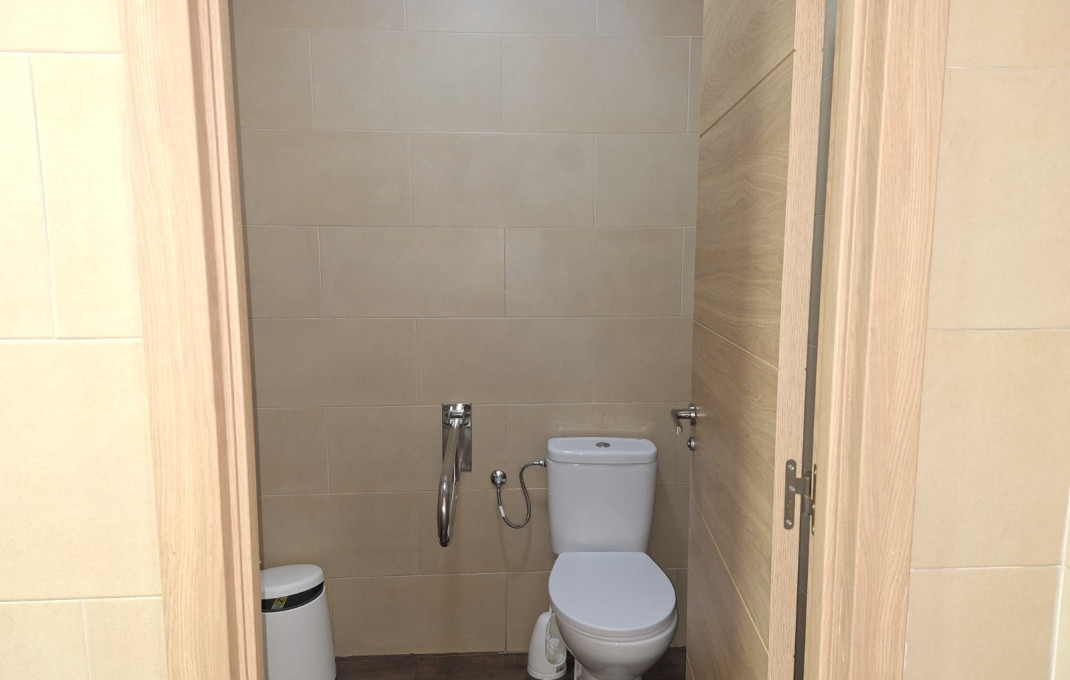 Transfert - Bar- C1 -
Barcelona - Ciutat Vella