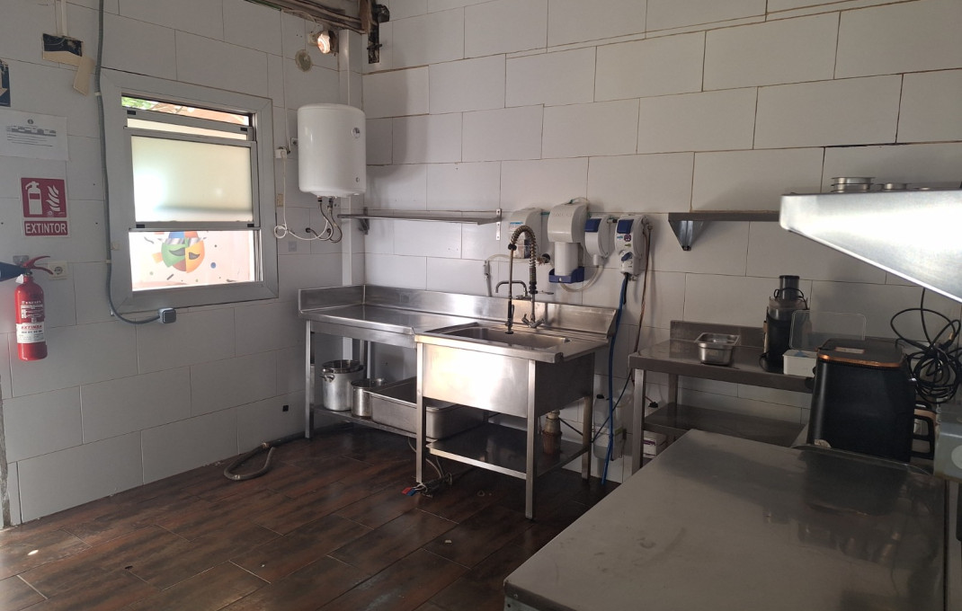 Transfert - Bar- C1 -
Barcelona - Ciutat Vella