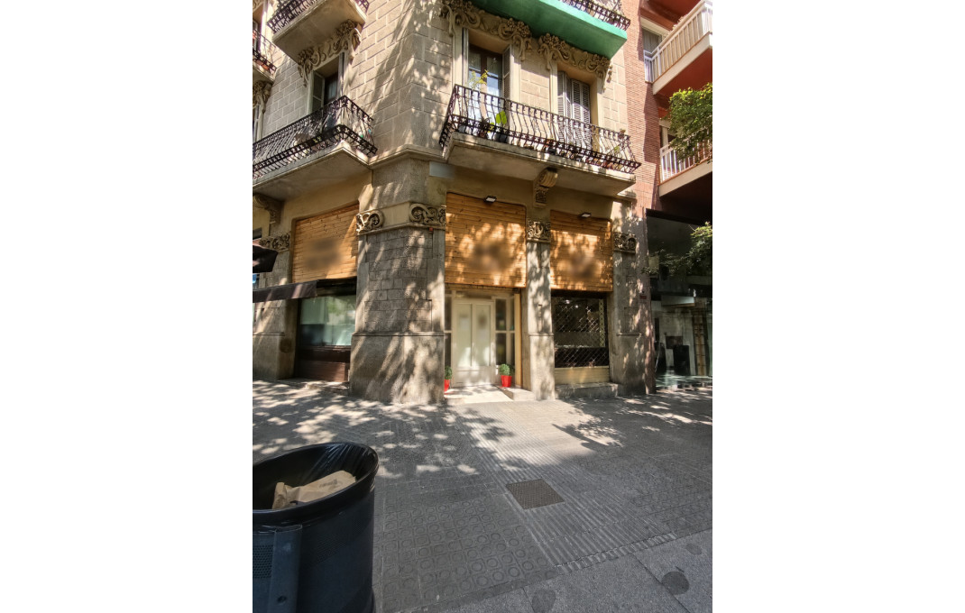 Traspaso - Licencia C2 -
Barcelona - Eixample