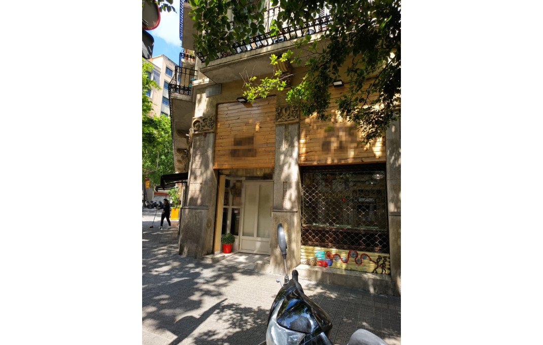Traspaso - Licencia C2 -
Barcelona - Eixample