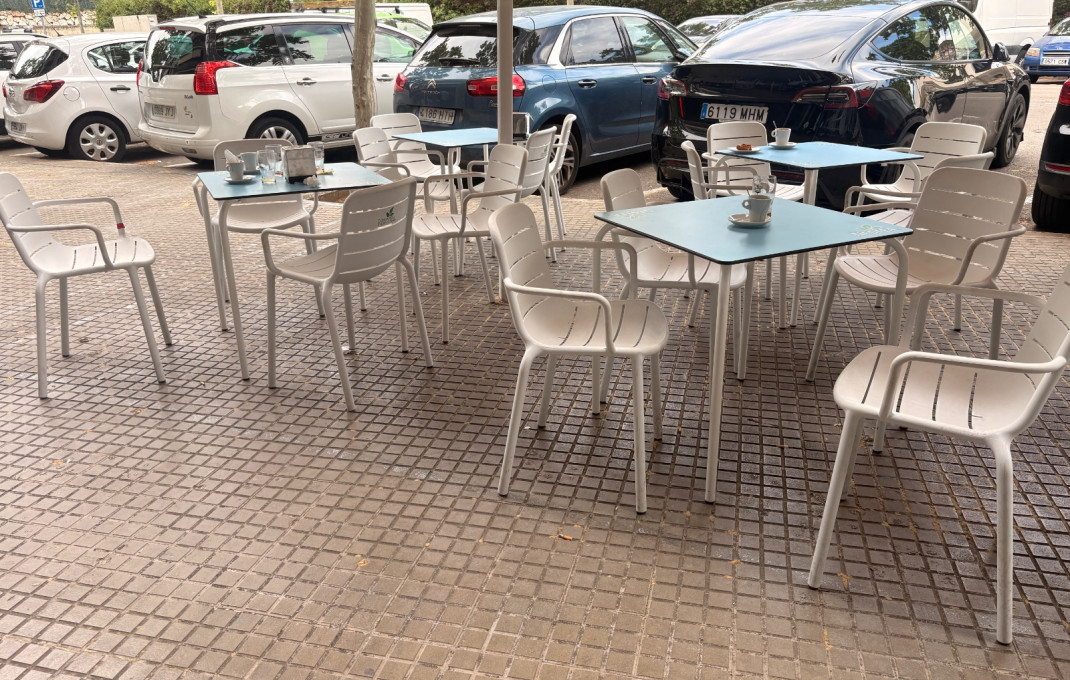 Transfert - Bar-Cafeteria -
Viladecans