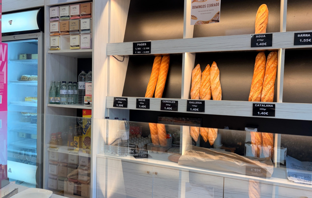 Transfert - Bar-Cafeteria -
Viladecans