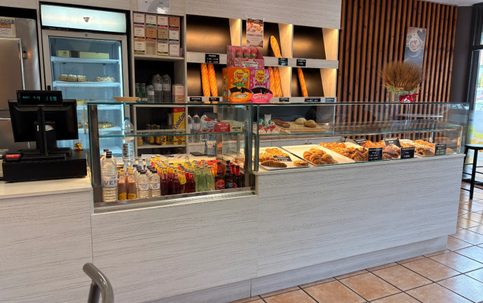 Transfert - Bar-Cafeteria -
Viladecans
