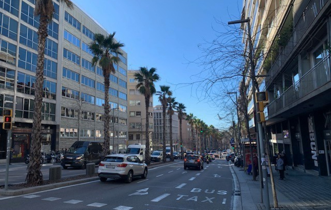 Transfer - Bar- C1 -
Barcelona - Sarria-Sant Gervasi