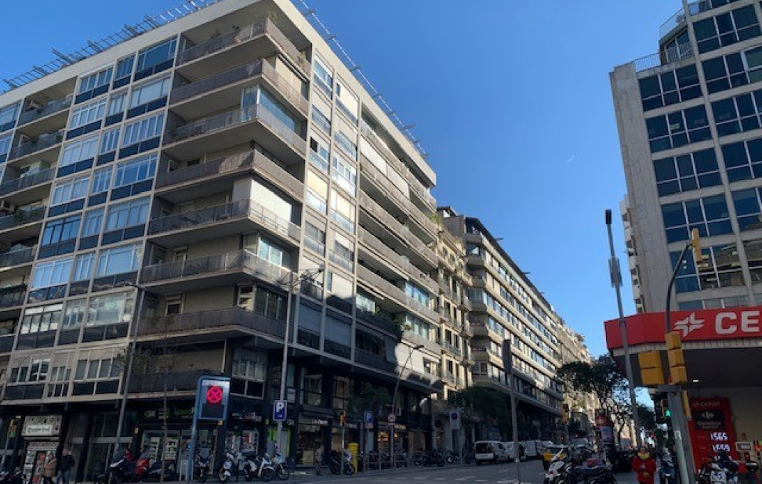 Transfer - Bar- C1 -
Barcelona - Sarria-Sant Gervasi