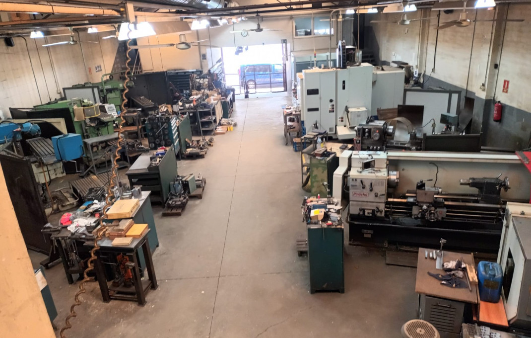 Venta - Naves y solares -
Sabadell