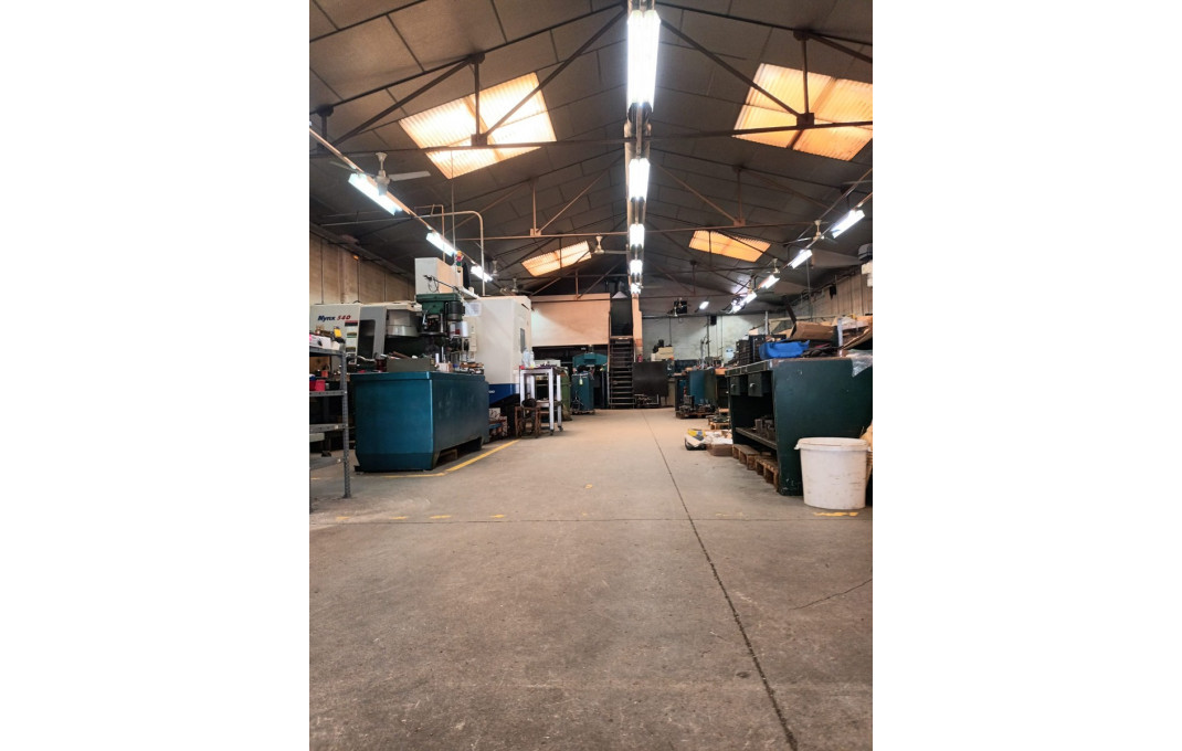 Venta - Naves y solares -
Sabadell